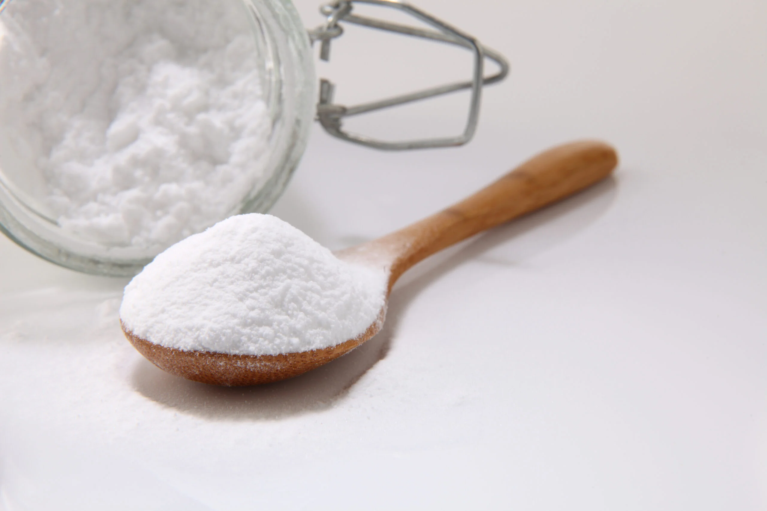 bicarbonate de soude déodorant solide ingrédients sur les petits solides